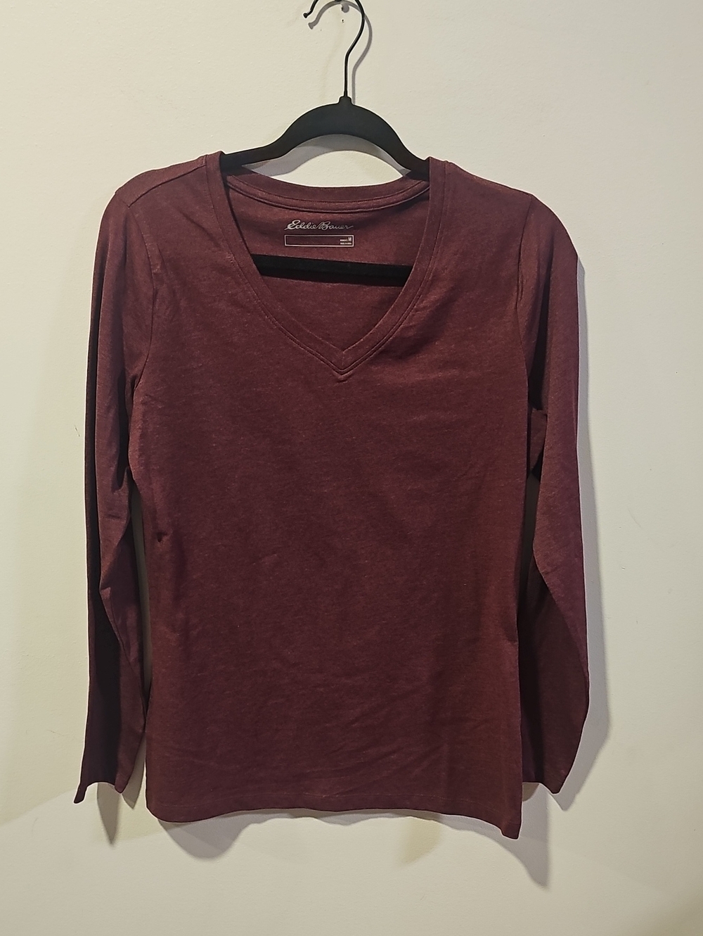 Eddie Bauer Long Sleeve V-Neck Tee in Wine
